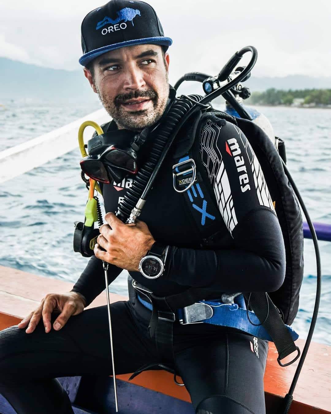 Oreo — Diving Instructor